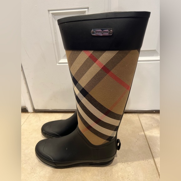 Burberry Rain boots - Picture 11 of 14